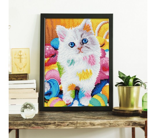Комплект за блестяща картина Diamond Dotz Kitty Diamond Dotz Диамантен гоблен Kitty с 10614 диаманта