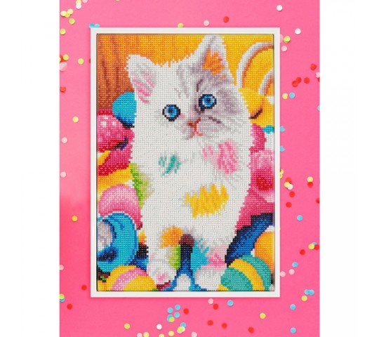 Комплект за блестяща картина Diamond Dotz Kitty Diamond Dotz Диамантен гоблен Kitty с 10614 диаманта